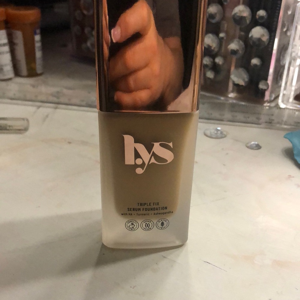 LYS  foundation mgs